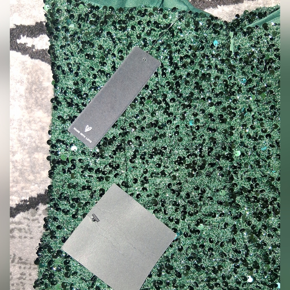 NWT Lulus Size Medium Emerald Sequin Faux Wrap Bodycon Homecoming Dress! - Picture 12 of 16